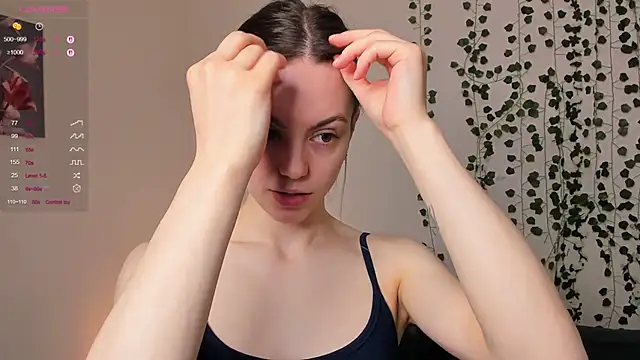 Snapshot of sweet_and_flirt chatting on November 29, 2025, 10:37 am sweet and flirt online show from November 29, 2025, 10:37 am