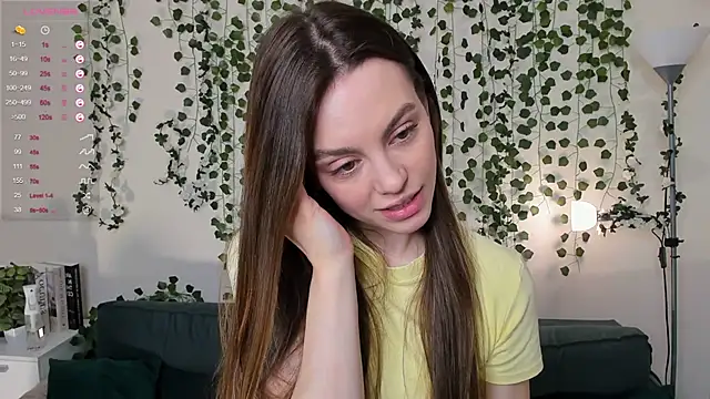 Snapshot of sweet_and_flirt chatting on November 4, 2025, 7:12 am sweet and flirt online show from November 4, 2025, 7:12 am