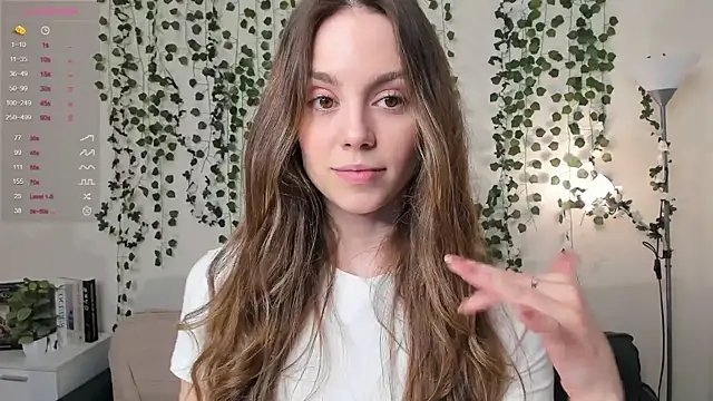 Snapshot of sweet_and_flirt chatting on October 28, 2025, 7:18 am sweet and flirt online show from October 28, 2025, 7:18 am