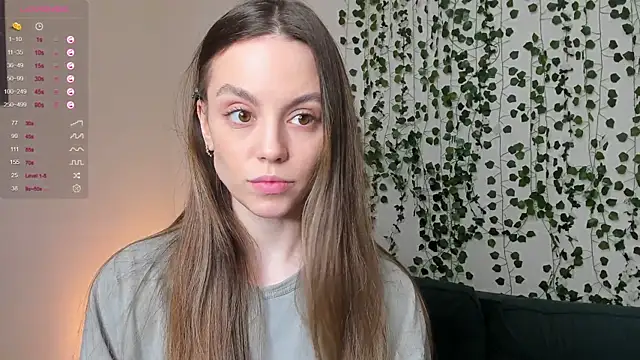 Snapshot of sweet_and_flirt chatting on November 21, 2025, 6:45 am sweet and flirt online show from November 21, 2025, 6:45 am