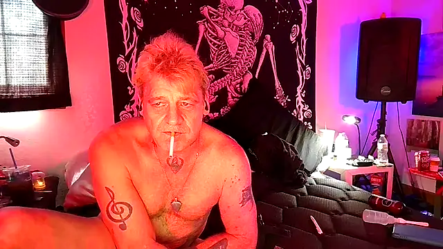 Snapshot of whitehole4bbc252 chatting on April 3, 2026, 5:52 pm whitehole4bbc252 online show from April 3, 2026, 5:52 pm