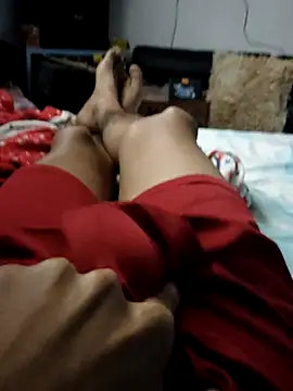 Rayangiss online show from February 12, 2026, 2:06 pm