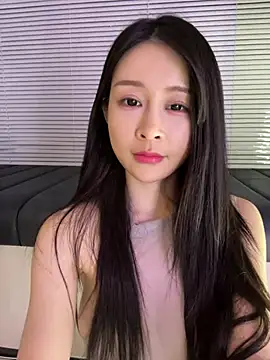 Snapshot of yiyi_3523 chatting on July 19, 2026, 1:41 pm yiyi 3523 online show from July 19, 2026, 1:41 pm