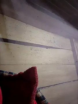 LeanaLy online show from December 2, 2025, 3:25 pm