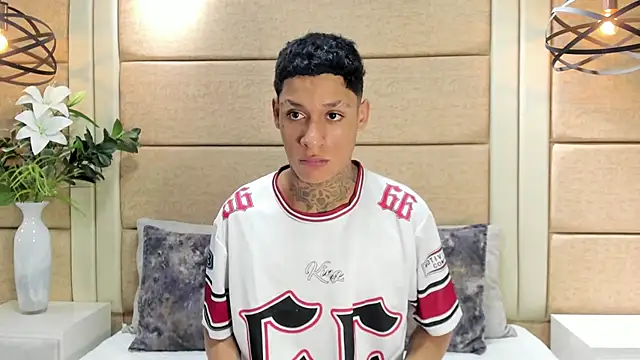 GaelCarter online show from October 15, 2025, 3:49 am