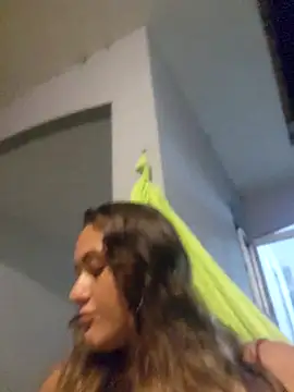 CllarinhaCortes online show from February 2, 2026, 2:43 am