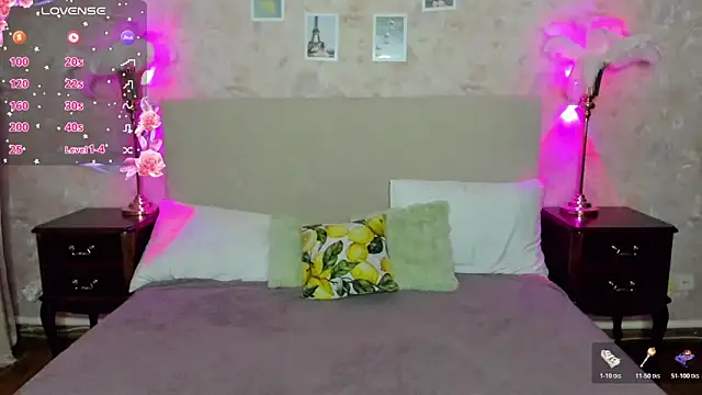 MargoChill online show from November 24, 2025, 2:17 pm