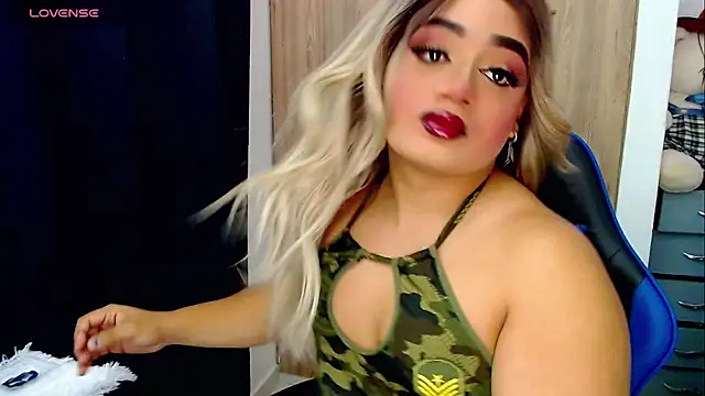 Sofiabigcock22 online show from January 13, 2026, 11:36 am