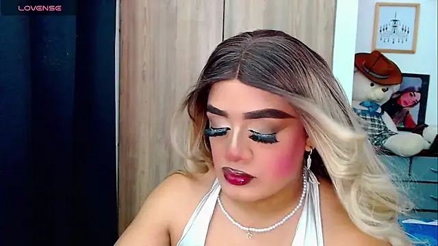 Sofiabigcock22 online show from January 14, 2026, 6:00 pm