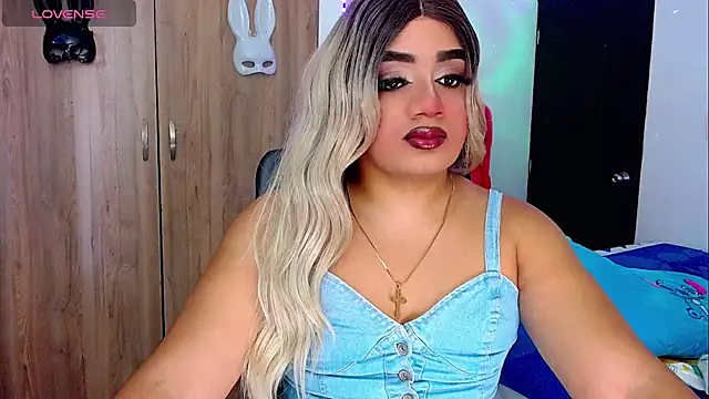 Sofiabigcock22 online show from October 26, 2025, 12:16 pm