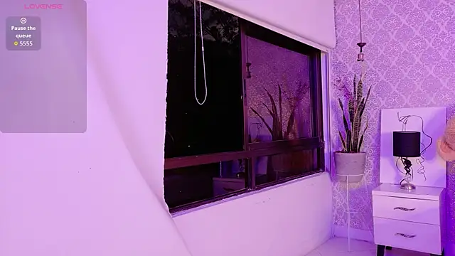 CARO ADAMS1 online show from February 19, 2026, 10:56 am