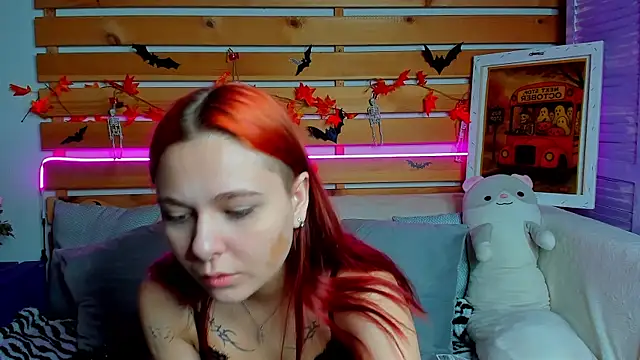 Snapshot of ChloeLewisss chatting on October 29, 2025, 1:04 am ChloeLewisss online show from October 29, 2025, 1:04 am