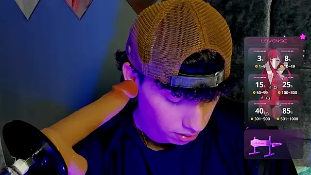 kalet-skinny online show from November 5, 2025, 1:36 pm