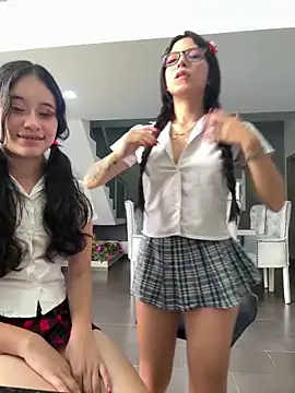 l0lita sweet online show from December 18, 2025, 3:16 pm