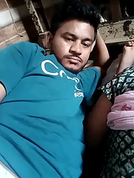 GlossyDare1823 online show from March 13, 2026, 8:19 am