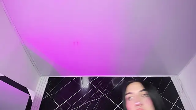 Candy leilaa3 online show from February 12, 2026, 3:39 am