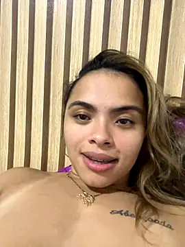 safadinhaquenteW online show from November 18, 2025, 4:16 am