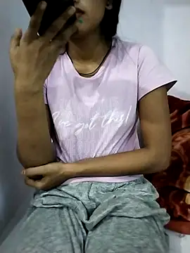 Hina School online show from October 18, 2025, 8:49 am