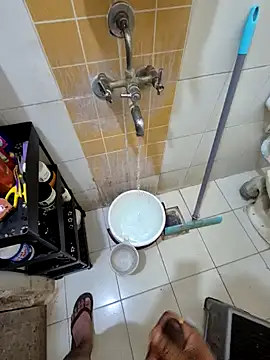 Snapshot of crawlerdrill chatting on October 27, 2025, 3:18 am crawlerdrill online show from October 27, 2025, 3:18 am