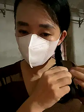 Snapshot of TranOanh999 chatting on October 27, 2025, 5:36 pm TranOanh999 online show from October 27, 2025, 5:36 pm