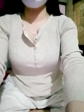 Snapshot of SansanCii chatting on November 4, 2025, 11:36 am SansanCii online show from November 4, 2025, 11:36 am