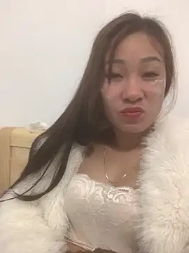 Linh sexyy online show from February 3, 2026, 8:03 pm