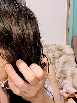 Snapshot of jyuse000ryuse chatting on October 20, 2025, 12:17 pm jyuse000ryuse online show from October 20, 2025, 12:17 pm