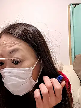 Snapshot of jyuse000ryuse chatting on November 16, 2025, 7:35 am jyuse000ryuse online show from November 16, 2025, 7:35 am