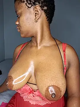 certifiedhottie2025 online show from January 15, 2026, 9:56 am