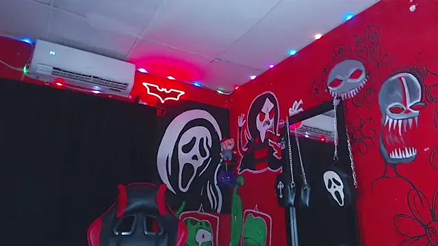 Monsterdominationx online show from October 16, 2025, 12:02 pm