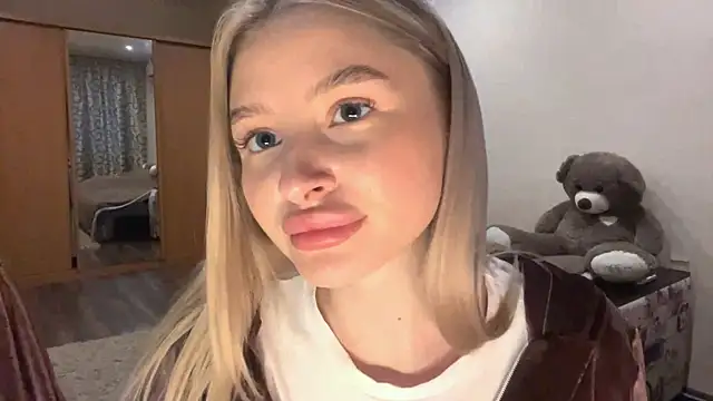 VictoriaMystery online show from October 18, 2025, 2:30 pm