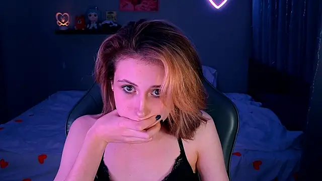 Keti moon online show from June 10, 2026, 8:54 pm