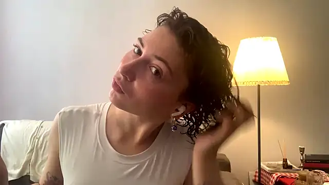 Snapshot of AlyseDietrich chatting on October 14, 2025, 7:20 am AlyseDietrich online show from October 14, 2025, 7:20 am