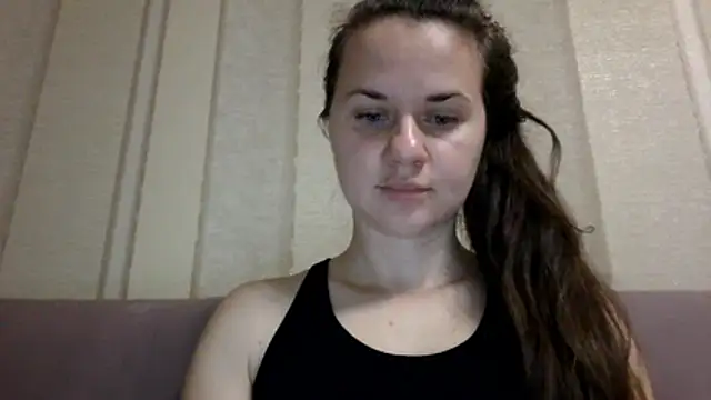 Snapshot of GiaaCaranggi chatting on June 19, 2026, 7:52 pm GiaaCaranggi online show from June 19, 2026, 7:52 pm