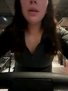 mamimamacitaaa online show from November 28, 2025, 2:17 pm