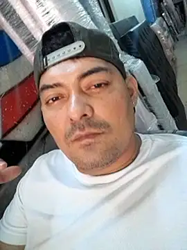 sexyandres 23 online show from November 24, 2025, 6:52 pm