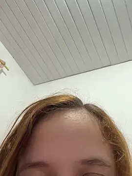 ruivinhadancer online show from June 14, 2026, 4:46 am