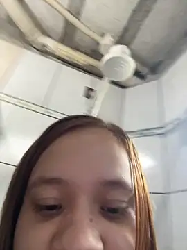 ruivinhadancer online show from October 13, 2025, 5:47 pm