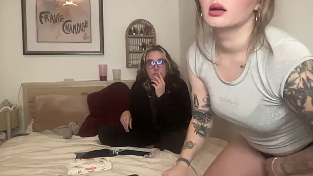 lill daddysgirl online show from December 2, 2025, 4:36 am