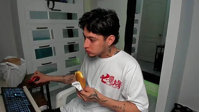 Sky Wild online show from March 22, 2026, 4:49 am