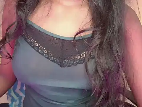 Rashiii  online show from October 19, 2025, 3:09 am