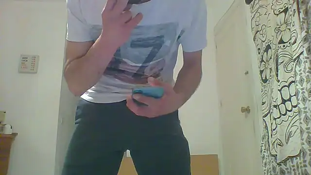 calienteatope online show from April 19, 2026, 1:17 am