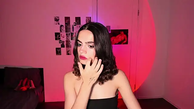 nightfloatt online show from October 16, 2025, 3:09 pm