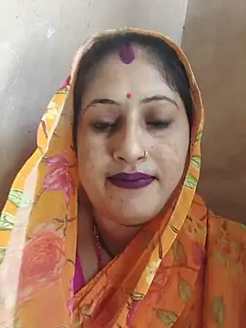 Snapshot of Rayal_bhabi chatting on May 24, 2026, 3:17 am Rayal bhabi online show from May 24, 2026, 3:17 am