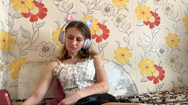 AmeliLia online show from March 30, 2026, 9:11 am