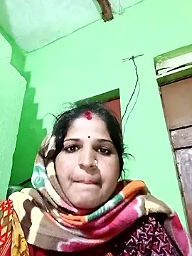 Karishma cute online show from January 8, 2026, 1:17 pm