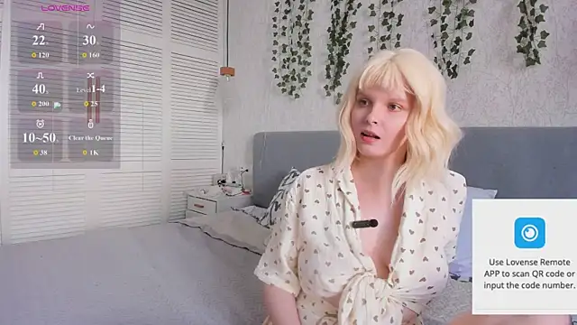 Stacy Starr online show from July 17, 2026, 2:25 pm