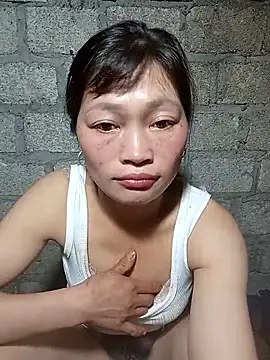 siusiu-00 online show from November 9, 2025, 1:04 pm