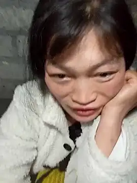 siusiu-00 online show from November 13, 2025, 10:57 pm