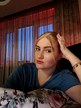 Snapshot of karkinn chatting on March 15, 2026, 4:25 pm karkinn online show from March 15, 2026, 4:25 pm